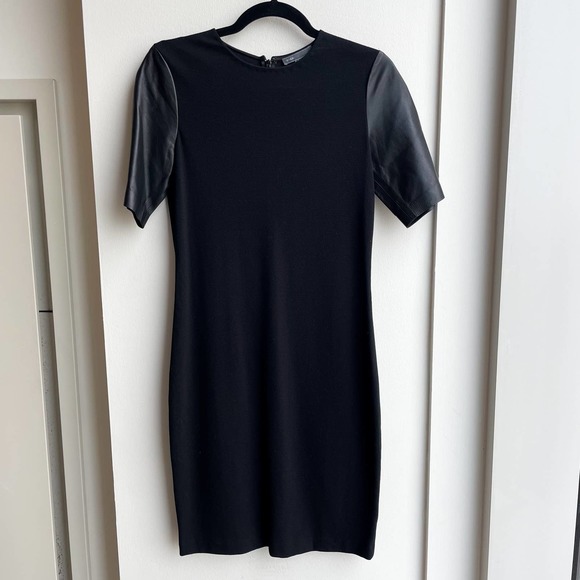 Vince Revolve Leather Sleeve Pencil Shift Dress - Size 4 - Picture 3 of 12